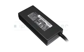 S93-0403370-C54 original MSI chargeur 135 watts