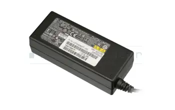 S26391-F1386-L500 original Fujitsu chargeur 65 watts normal